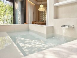 UH Suite Seoul Square