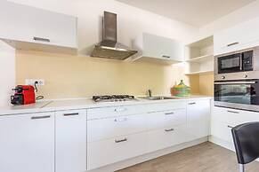 2508 Villetta Blanca by Barbarhouse