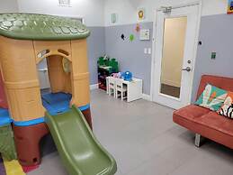 Modern Brickell Condo With Ocean City Views