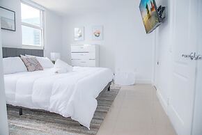 Modern Brickell Condo With Ocean City Views