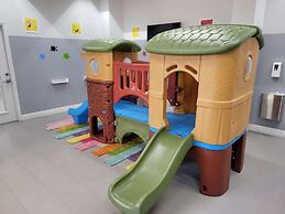 Modern Brickell Condo With Ocean City Views