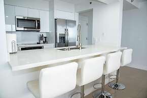 Modern Brickell Condo With Ocean City Views