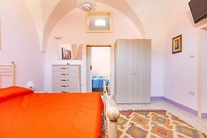 2043 Antica Dimora Stasi by Barbarhouse