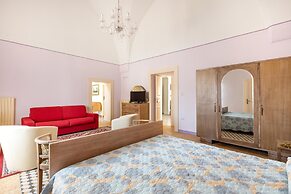 2043 Antica Dimora Stasi by Barbarhouse