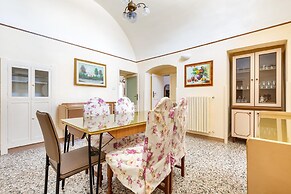 2043 Antica Dimora Stasi by Barbarhouse