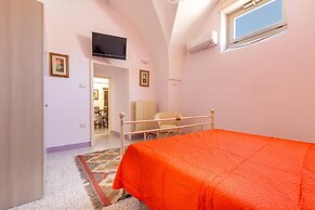 2043 Antica Dimora Stasi by Barbarhouse