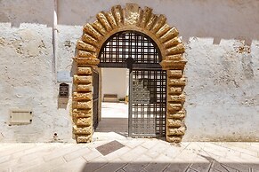 2043 Antica Dimora Stasi by Barbarhouse