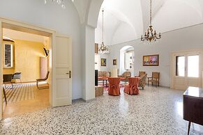 2043 Antica Dimora Stasi by Barbarhouse