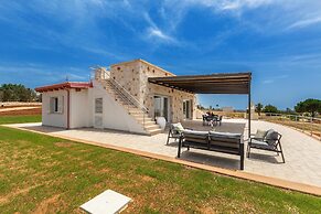 2475 Villa Pietra del Sole by Perle di Puglia