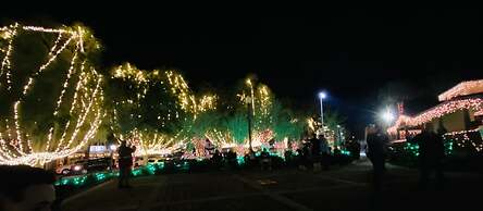 Ranch Home w Games Hot Tub and Beautiful Scenery