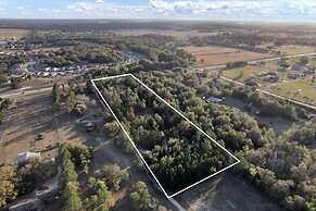 Ranch Home w Games Hot Tub and Beautiful Scenery