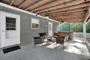 Ranch Home w Games Hot Tub and Beautiful Scenery