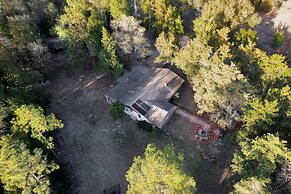 Ranch Home w Games Hot Tub and Beautiful Scenery