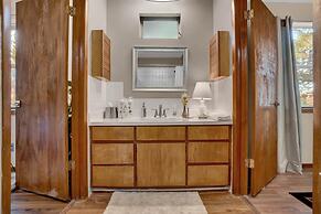 Ranch Home w Games Hot Tub and Beautiful Scenery