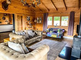 Beautiful 3-bed Luxury Private Lodge in York