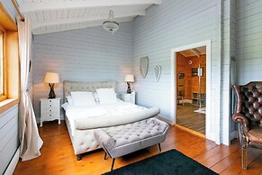 Sleeps6- Hot Tub- Pet Friendly- Log Burner