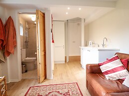 Westoe Hideaway
