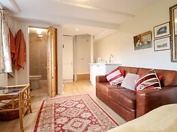 Westoe Hideaway