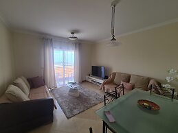 Oliveira's Atlantic View - 2 bed apt Sleeps 6