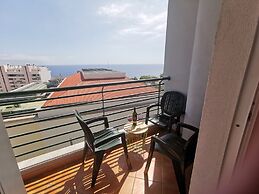 Oliveira's Atlantic View - 2 bed apt Sleeps 6