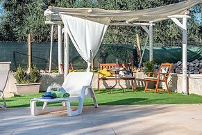 Trullo Delle Ginestre Private Pool