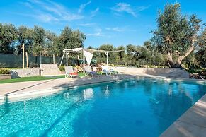 Trullo Delle Ginestre Private Pool