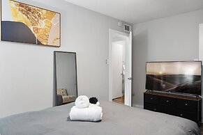 Stylish 1BR Near UT Highland Evonify