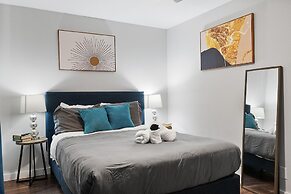 Stylish 1BR Near UT Highland Evonify