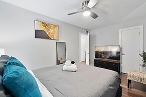 Stylish 1BR Near UT Highland Evonify