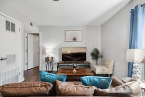 Stylish 1BR Near UT Highland Evonify