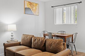 Stylish 1BR Near UT Highland Evonify