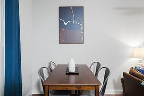 Stylish 1BR Near UT Highland Evonify