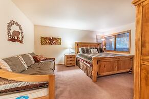 Ski Run #102 by Summit County Mountain Retreats