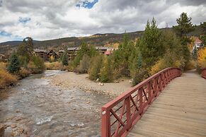 Ski Run #102 by Summit County Mountain Retreats
