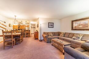 Ski Run #102 by Summit County Mountain Retreats