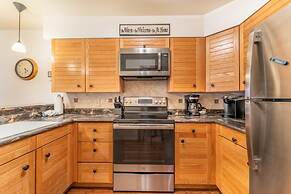 Ski Run #102 by Summit County Mountain Retreats