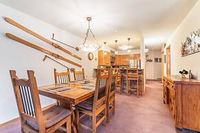 Ski Run #102 by Summit County Mountain Retreats