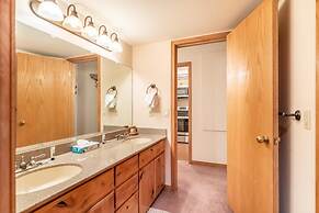 Ski Run #102 by Summit County Mountain Retreats