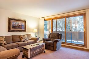 Ski Run #102 by Summit County Mountain Retreats