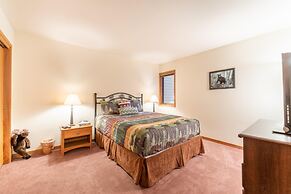 Ski Run #102 by Summit County Mountain Retreats