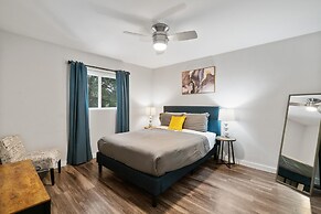 Stylish 2BR Near UT Highland Evonify