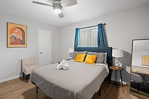 Stylish 1BR Near UT Highland Evonify