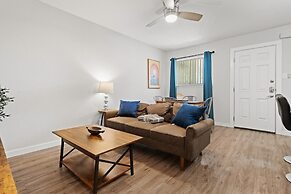 Stylish 1BR Near UT Highland Evonify