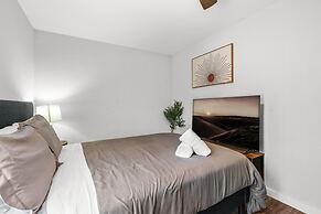 Stylish 1BR Near UT Highland Evonify
