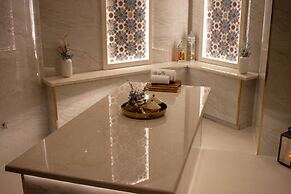 Central Inn Souq Waqif