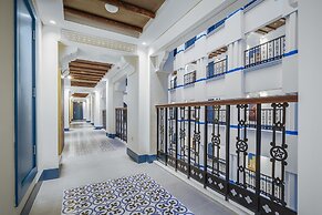 Central Inn Souq Waqif