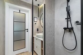 Salamandra Apartment by Renters Prestige