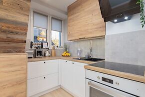 Salamandra Apartment by Renters Prestige