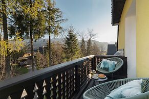 Salamandra Apartment by Renters Prestige