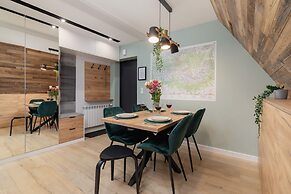 Salamandra Apartment by Renters Prestige